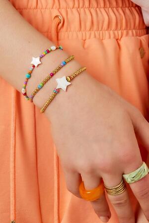 Pulsera Beads & Stars - colección #summergirls Oro Conchas h5 Imagen2
